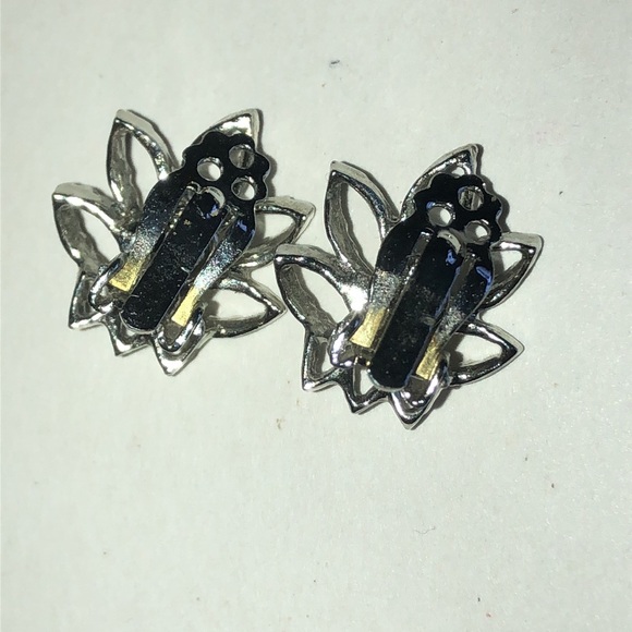 Vintage Silver Tone Pink Rhinestone Floral Boho Leaf Earrings - Picture 4 of 4